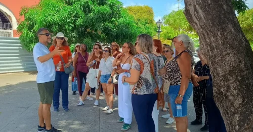 walking-tour-01