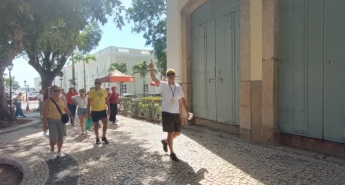 walking-tour-08